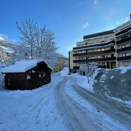 Grenzberg 20 דירה